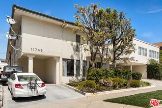 Building Photo - 11743 Mayfield Ave