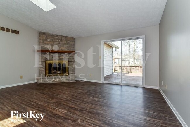 Building Photo - 5844 Timberlake Blvd