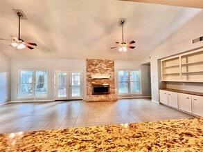 Building Photo - 11407 Briar Rose Dr