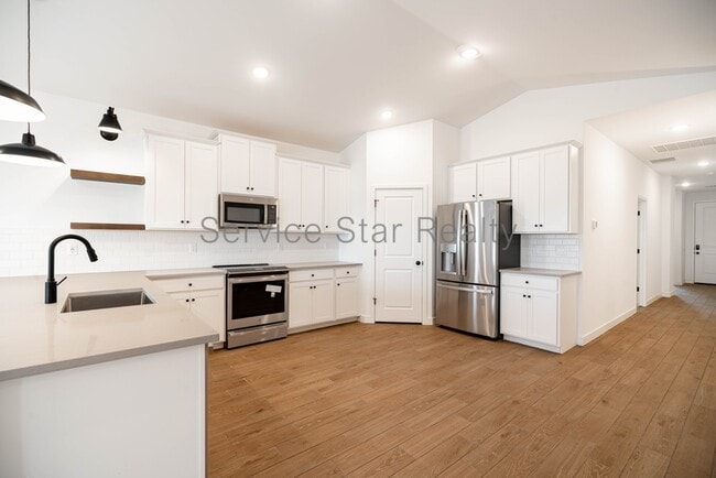 Building Photo - 16635 Lunar St