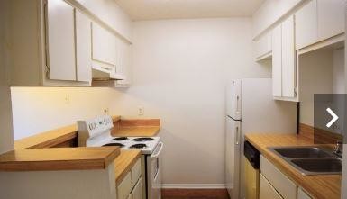 Building Photo - 2201 W. William Cannon Dr