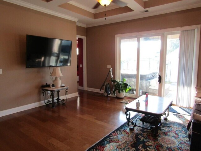 Foto del edificio - 308 Glenridge Dr