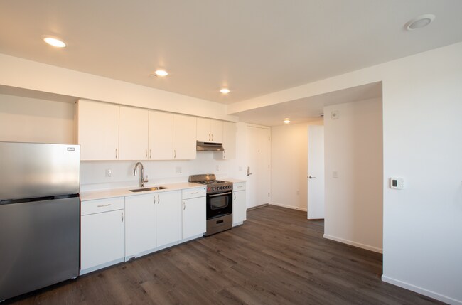 Foto del edificio - 4238 S. Western Ave
