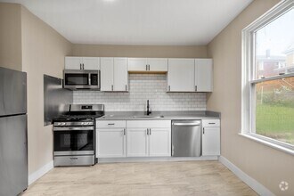 Building Photo - 313 Kambach St