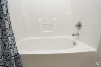 2 BR, 2BA Primary - Garden Tub - Seasons at Cane Creek