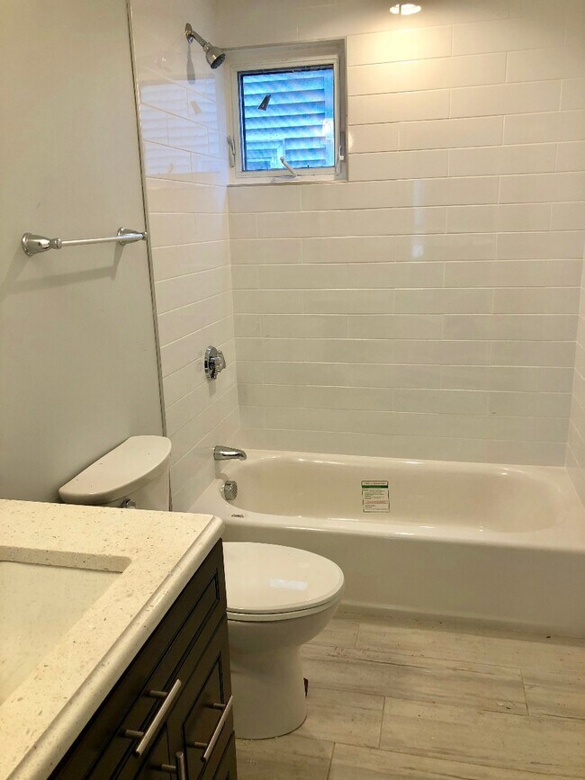 Foto del edificio - 64 Grant St