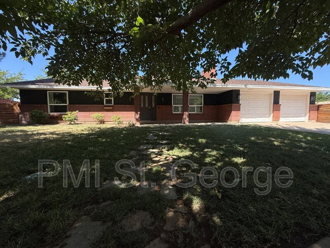 Building Photo - 1149 E Elder Cir