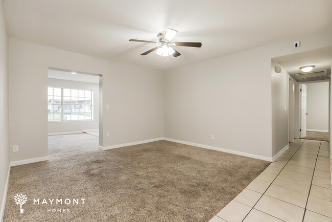 Foto del edificio - 4-Bedroom Home in Lakeland, FL!