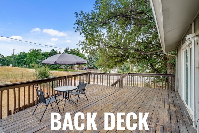 Foto del edificio - 1320 Youngfield St