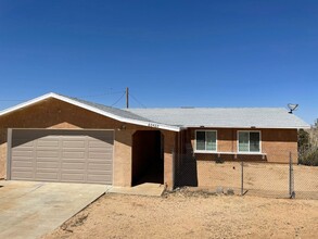 Building Photo - 60460 Alta Mesa Dr