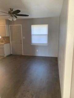 Foto del edificio - 6445 Baraboo Dr