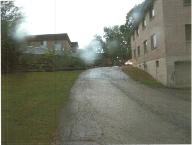 Building Photo - Flintridge Court
