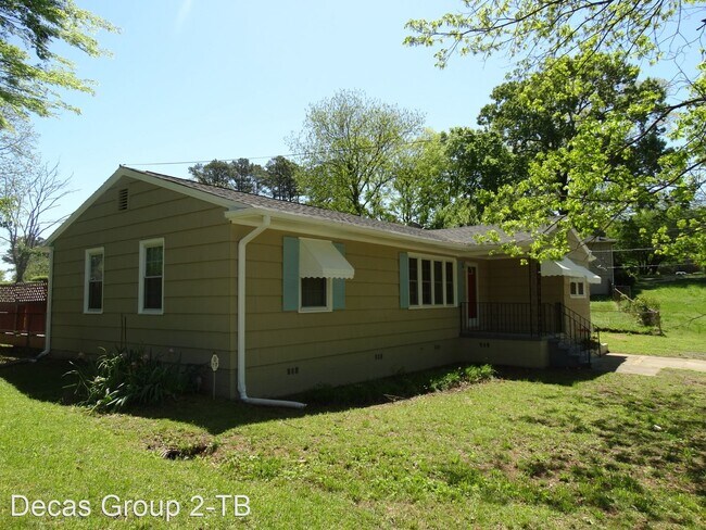 Foto del edificio - 3 br, 1.5 bath House - 9607 Red Lane Dr.