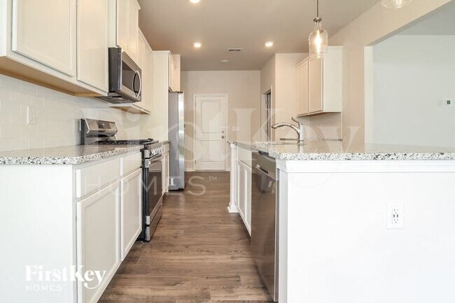 Building Photo - 302 Ashborne Ln