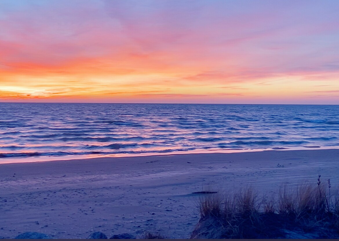 837 Beachfront Dr, Sheboygan, WI 53081 Townhouse for Rent in