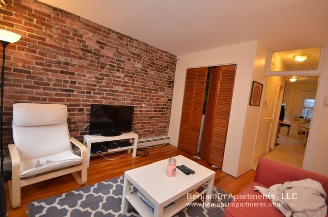 Foto del edificio - 48 Garden St