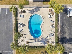 Building Photo - 695 A1A N