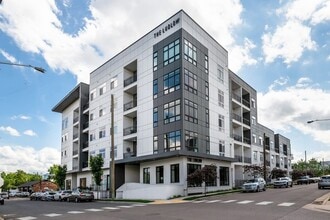 Building Photo - 1125 10th Ave N