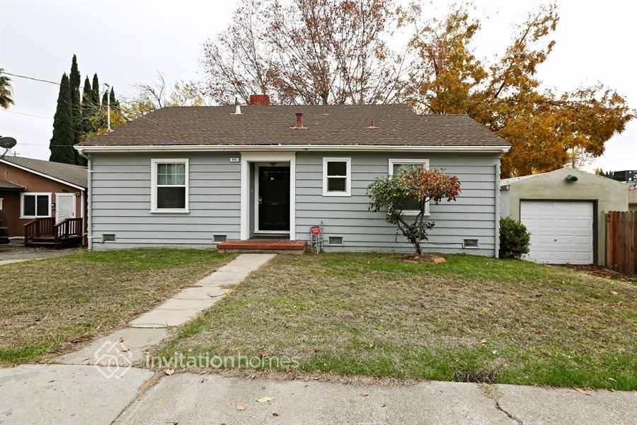 Foto principal - 215 W 10th St