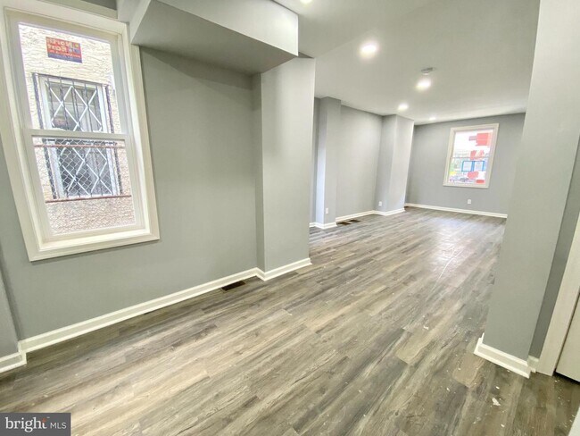 Foto del edificio - 2134 E Birch St