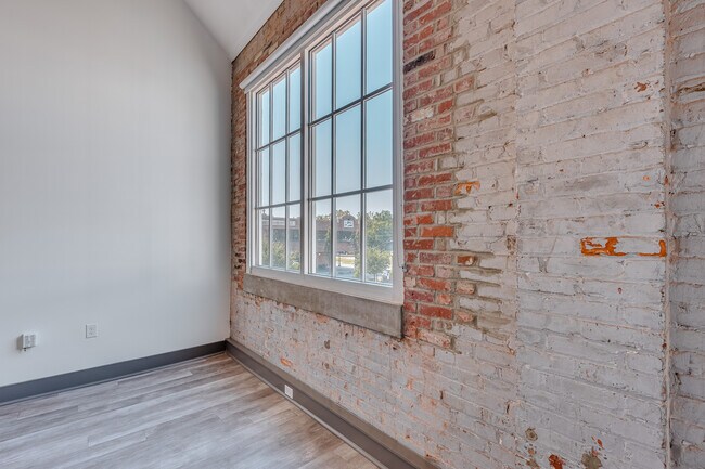 Foto del edificio - Wheeler Lofts