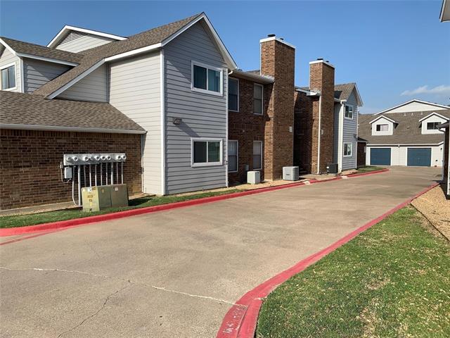 Building Photo - 141 Valley View Dr