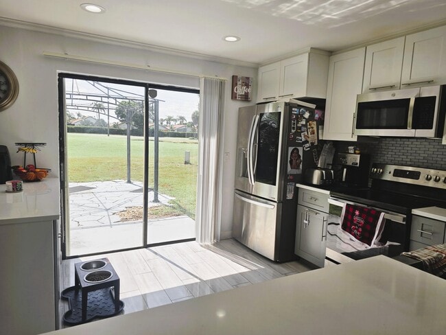 Foto del edificio - 5885 Northpointe Ln
