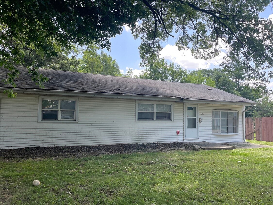 Primary Photo - 1405 Sherman St