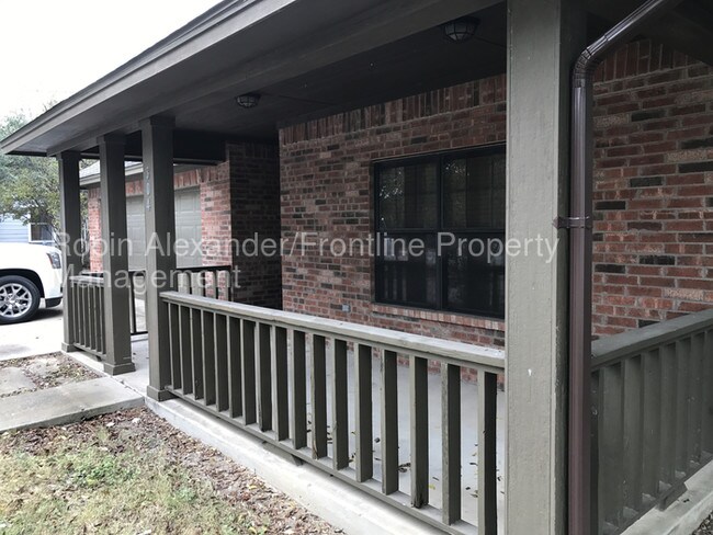 Building Photo - 304 S Bowie Dr