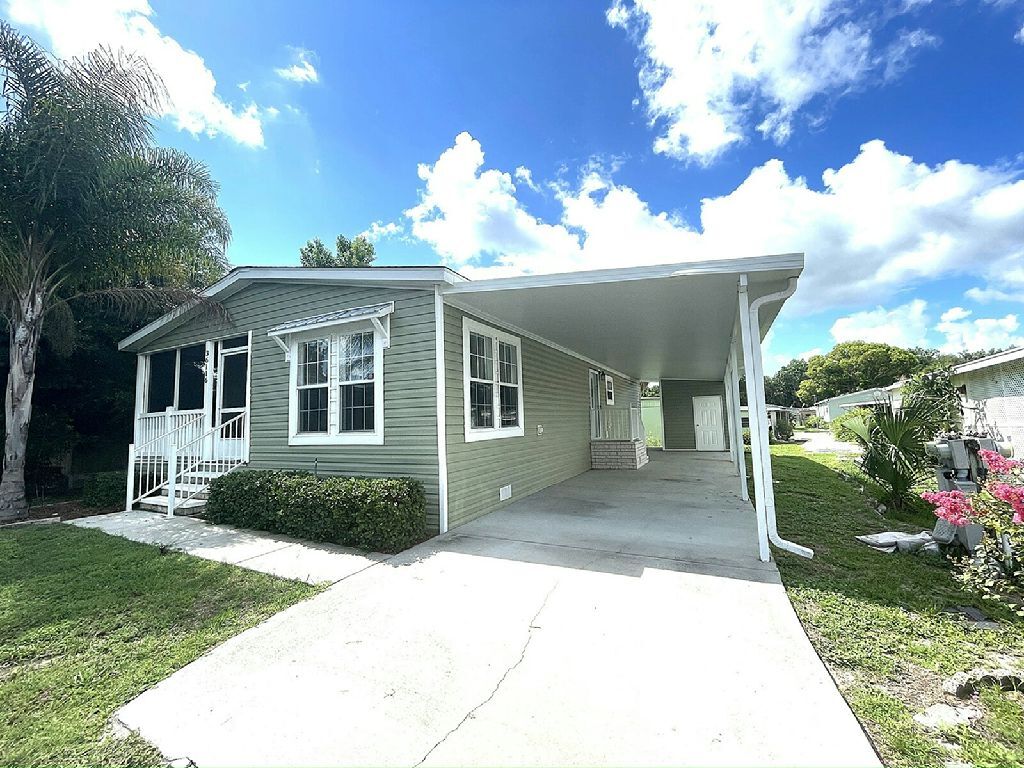 Foto principal - 36116 Plum Ave