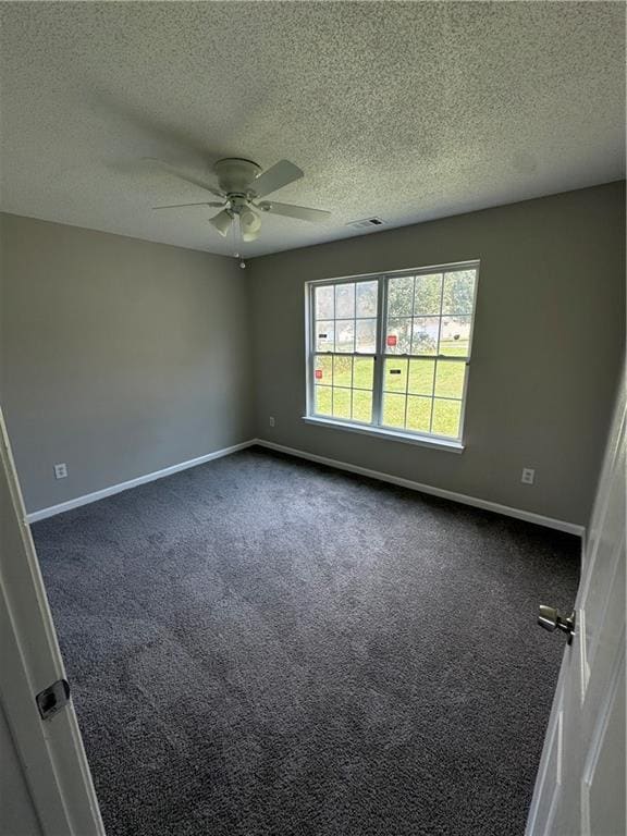 Foto del edificio - 5309 Cattail Ln