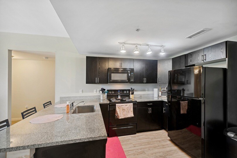 The Social Edwardsville Apartments in Edwardsville, IL