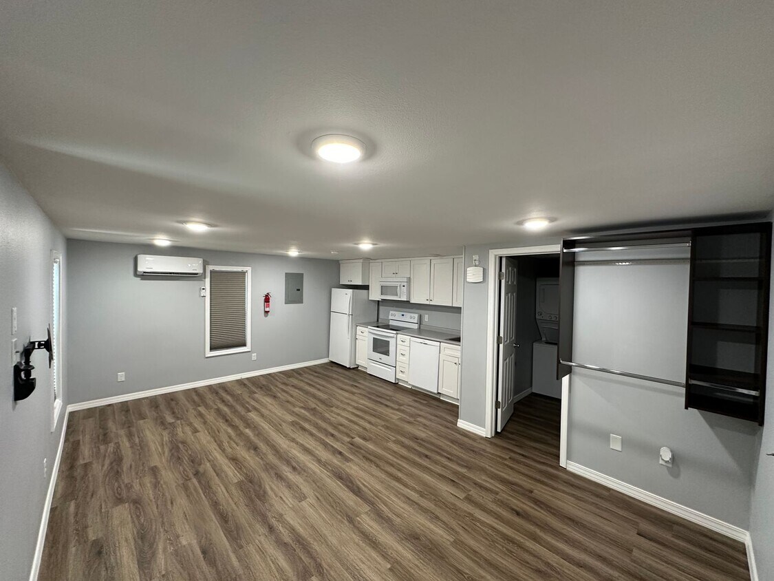 Foto del edificio - 709 E 6th St