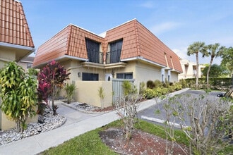 Building Photo - 4260 NW 114th Terrace