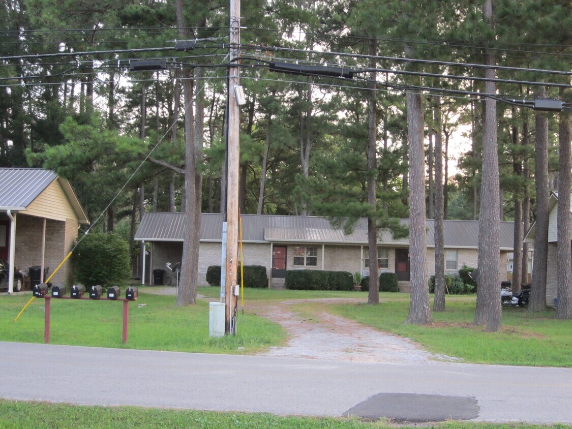 Primary Photo - 105 N Roosevelt St