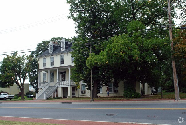 Foto del edificio - Wayside Apartments
