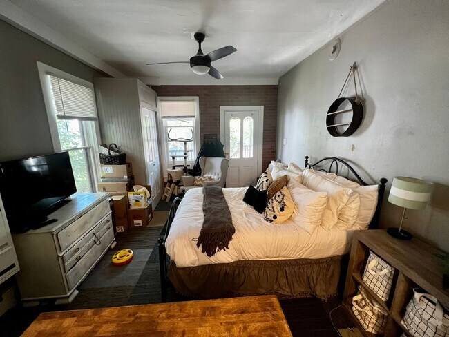 Foto del edificio - 961 Osage Ave