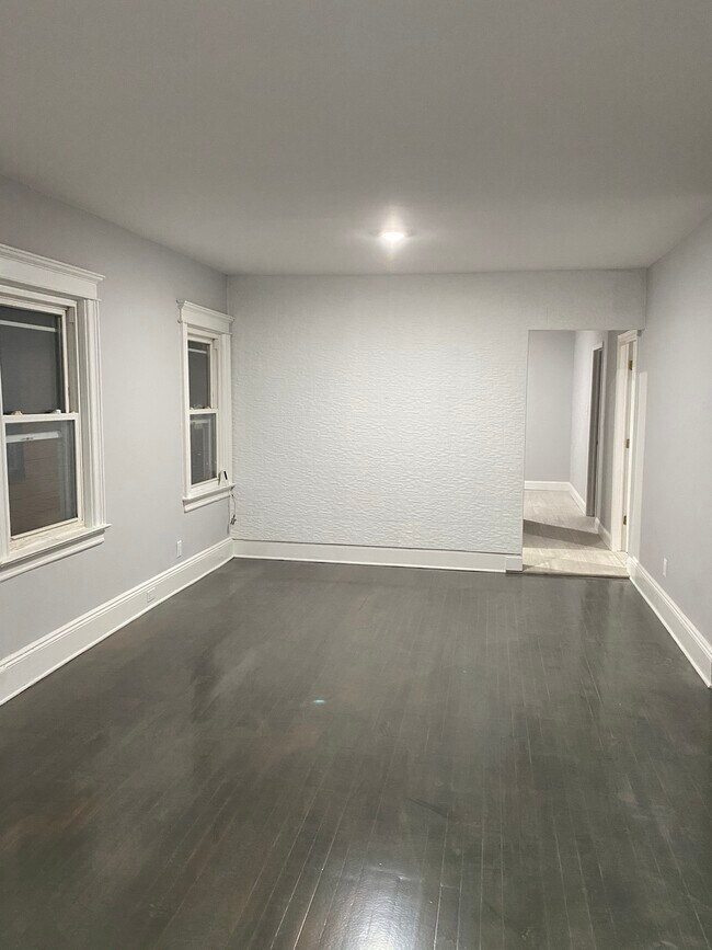 Building Photo - 7708 4th Ave