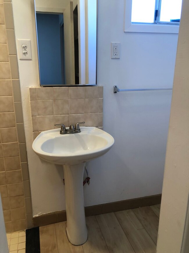 Foto del edificio - Upgraded 1 bedroom/1 bath in Beaumont!