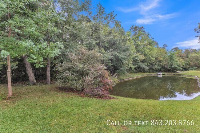 Foto del edificio - 8811 Tigershark Ave