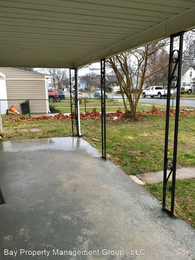 Foto del edificio - 3 br, 1 bath House - 3503 Sollers Point Rd