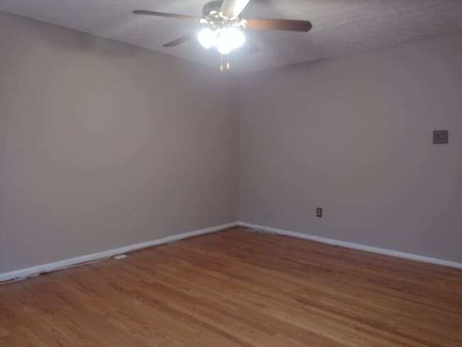 Building Photo - 7 Championship Ct