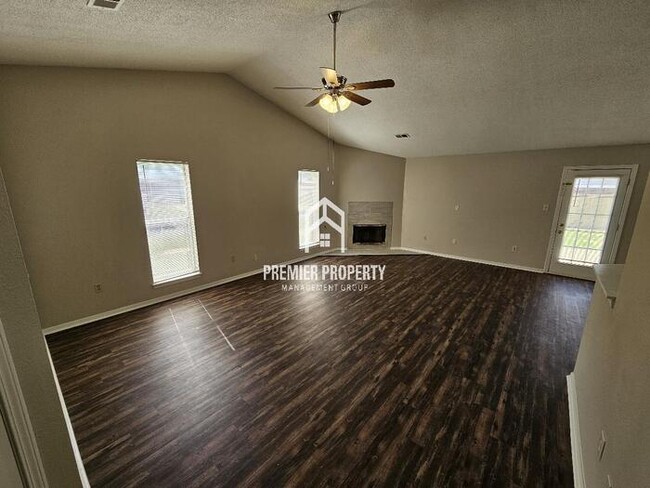 Building Photo - 10449 Curtis Dr