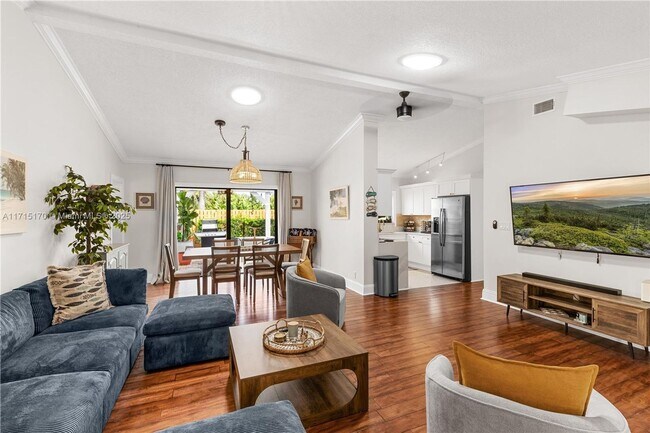 Foto del edificio - 1457 SE 7th St