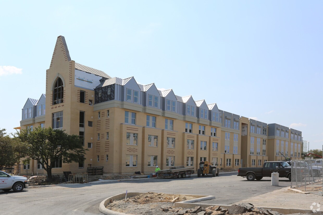 Foto del edificio - Lake View Apartments
