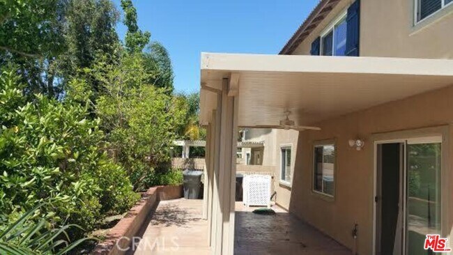 Building Photo - 16218 Bainbridge Way