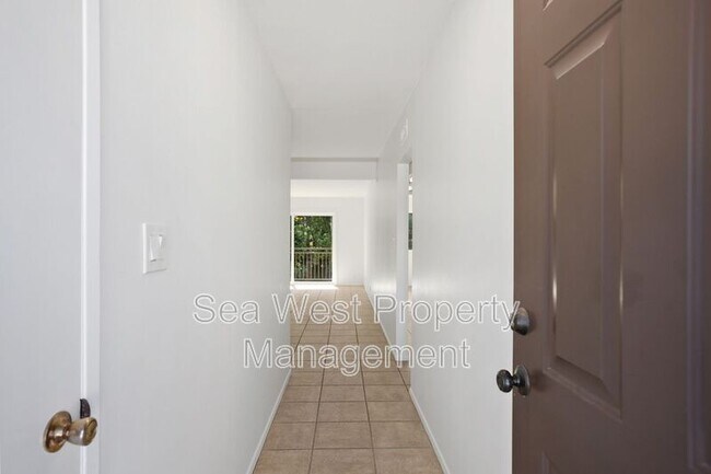 Foto del edificio - 820 Encinitas Blvd