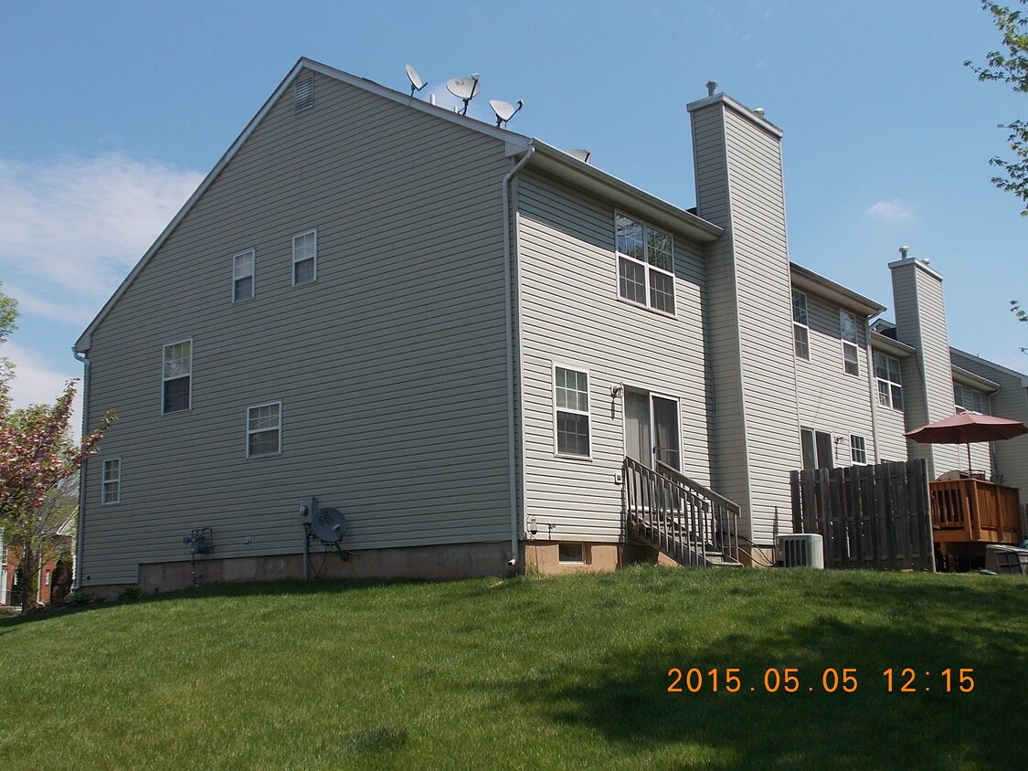 101 Violet Ln, Ewing Township, NJ 08638 Townhome Rentals in Ewing