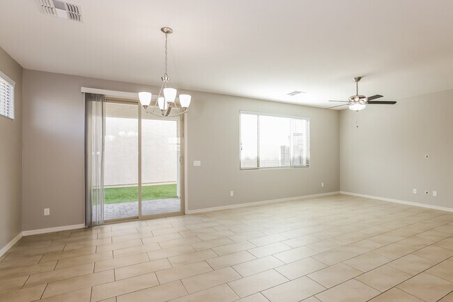 Building Photo - 1191 N 163rd Dr
