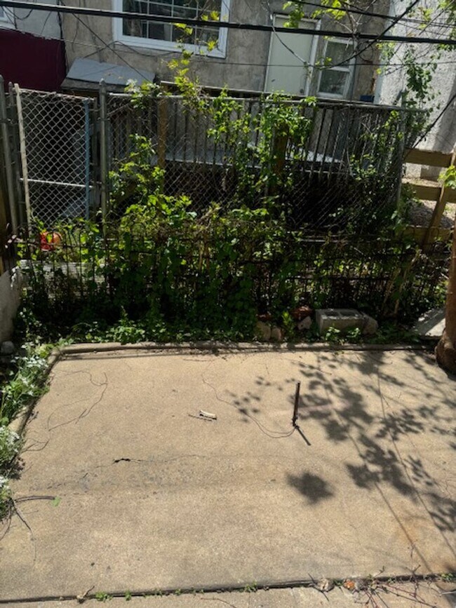 Foto del edificio - Front Porch Row - Oak Lane (SECTION 8 VOUR...
